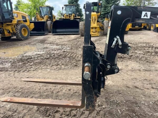 2019 Caterpillar TH255C Telehandler