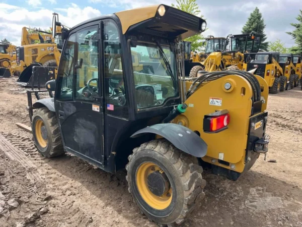 2019 Caterpillar TH255C Telehandler