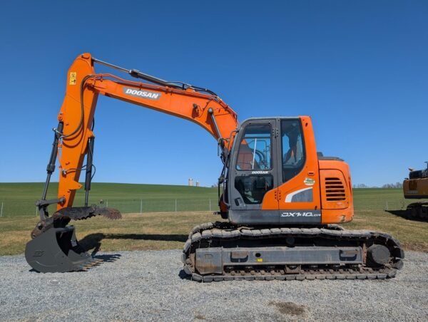 2019 Doosan DX140 LCR-5 Crawler Excavator