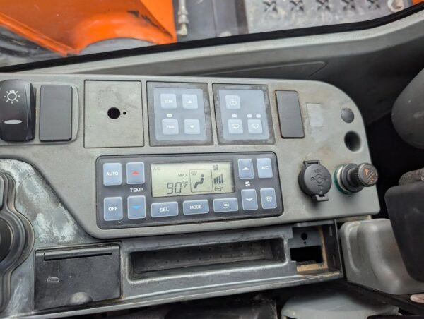 2019 Doosan DX140 LCR-5 Crawler Excavator