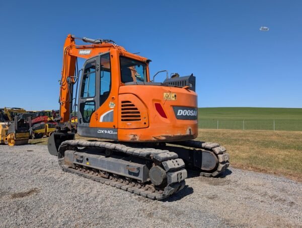 2019 Doosan DX140 LCR-5 Crawler Excavator