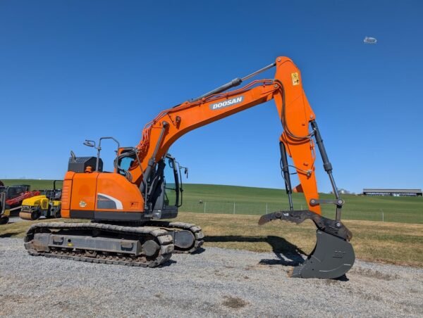 2019 Doosan DX140 LCR-5 Crawler Excavator