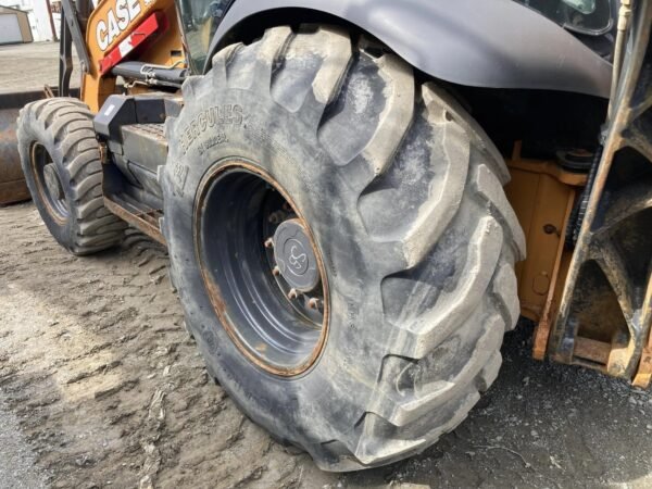 2020 CASE 580SN Loader Backhoe