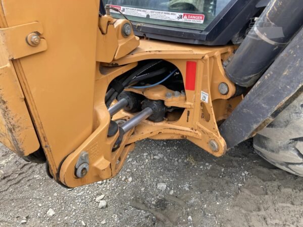2020 CASE 580SN Loader Backhoe