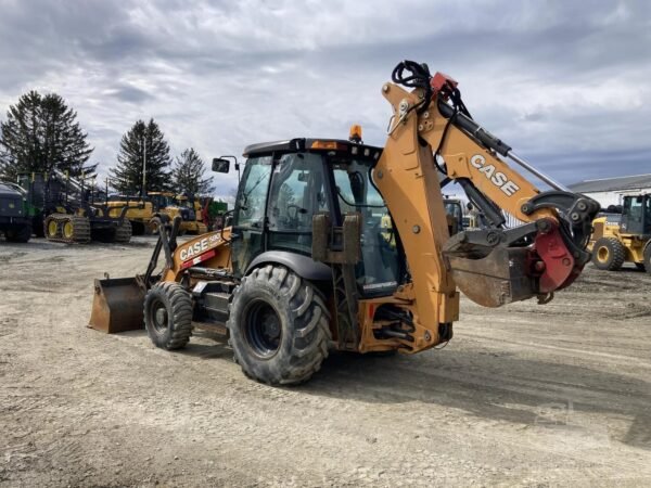 2020 CASE 580SN Loader Backhoe