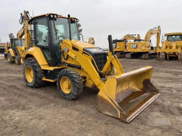 2020 Caterpillar 420 4WD Loader Backhoe