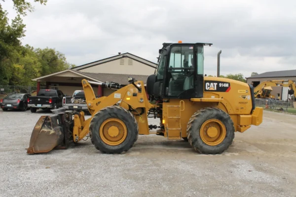 2020 Caterpillar 914M Wheel Loader