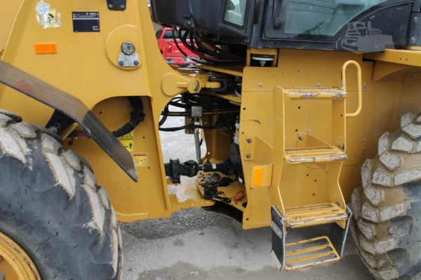 2020 Caterpillar 914M Wheel Loader