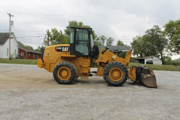2020 Caterpillar 914M Wheel Loader