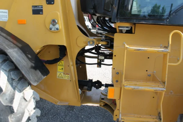 2020 Caterpillar 914M Wheel Loader