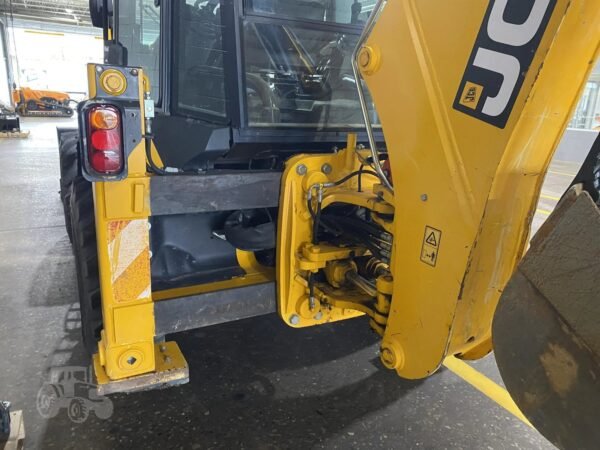 2020 JCB 3CX Compact Backhoe Loader