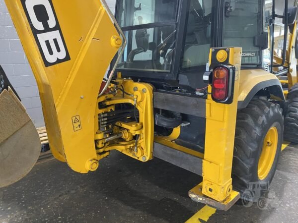 2020 JCB 3CX Compact Backhoe Loader