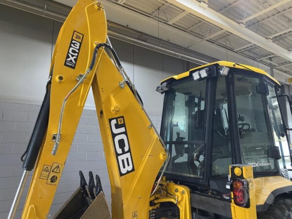 2020 JCB 3CX Compact Backhoe Loader