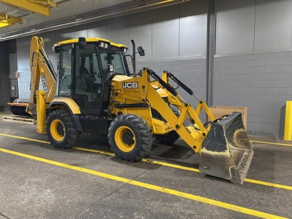 2020 JCB 3CX Compact Backhoe Loader