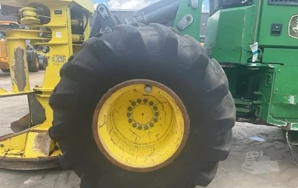 2020 John Deere 843L II Wheel Feller Buncher