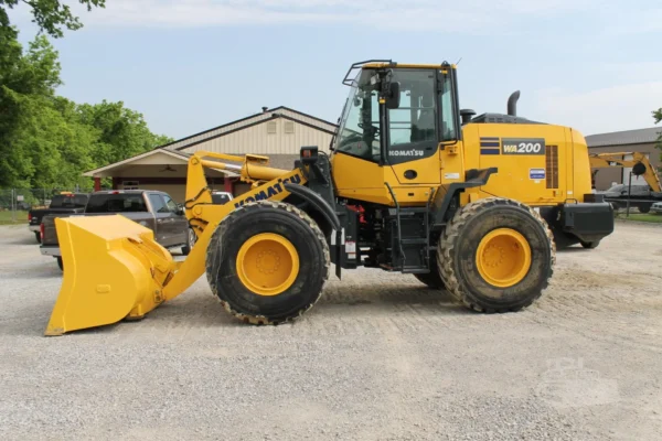 2020 Komatsu WA200-8 Wheel Loader