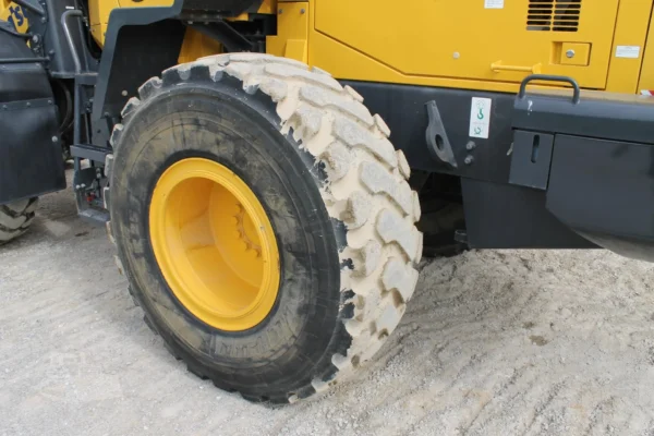 2020 Komatsu WA200-8 Wheel Loader