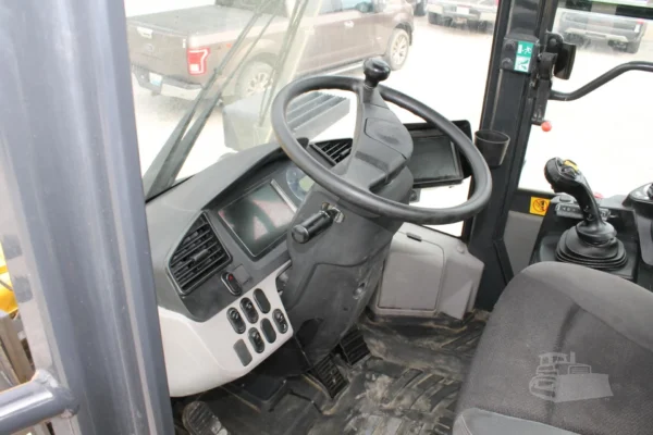 2020 Komatsu WA200-8 Wheel Loader