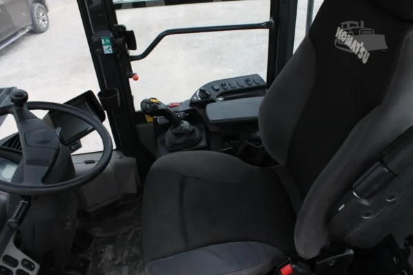 2020 Komatsu WA200-8 Wheel Loader