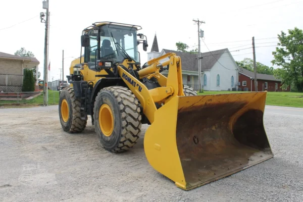 2020 Komatsu WA200-8 Wheel Loader