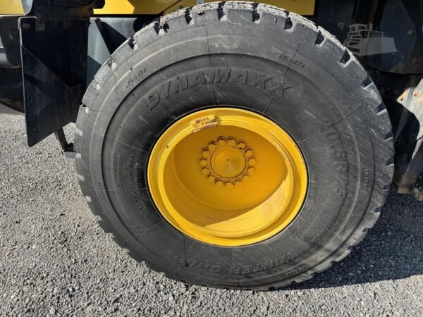 2020 Komatsu WA320-8 Wheel Loader
