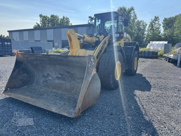 2020 Komatsu WA320-8 Wheel Loader