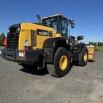 2020 Komatsu WA320-8 Wheel Loader