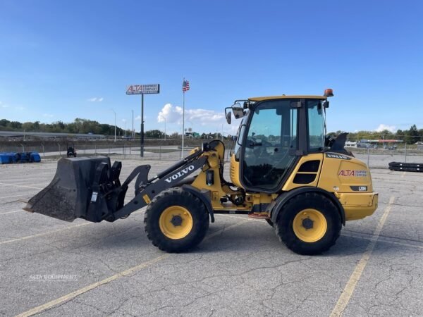 2020 Volvo L20H Compact Wheel Loader