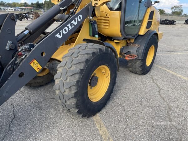 2020 Volvo L20H Compact Wheel Loader