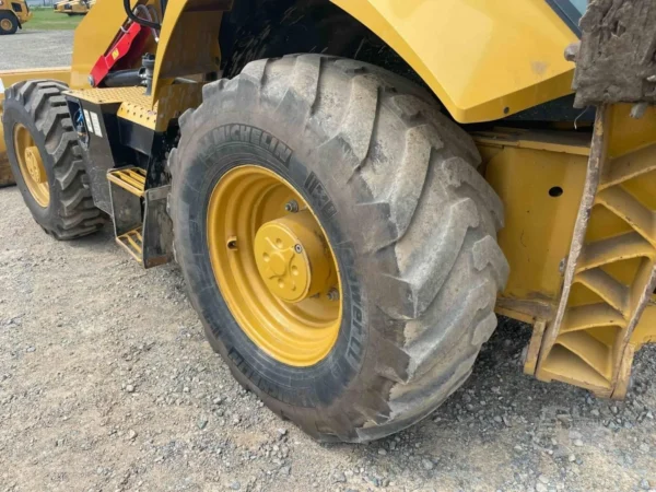 2021 Caterpillar 420 4WD Backhoe Loader