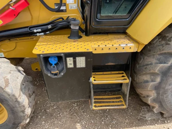 2021 Caterpillar 420 4WD Backhoe Loader