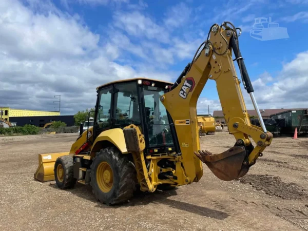 2021 Caterpillar 420 4WD Backhoe Loader