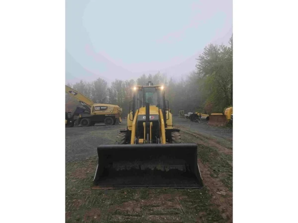 2021 Caterpillar 420 XE 4WD Loader Backhoe