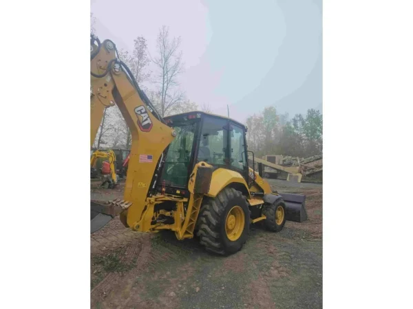 2021 Caterpillar 420 XE 4WD Loader Backhoe