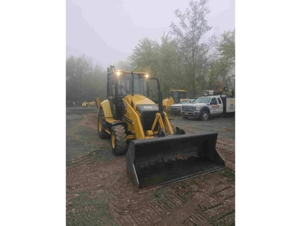 2021 Caterpillar 420 XE 4WD Loader Backhoe