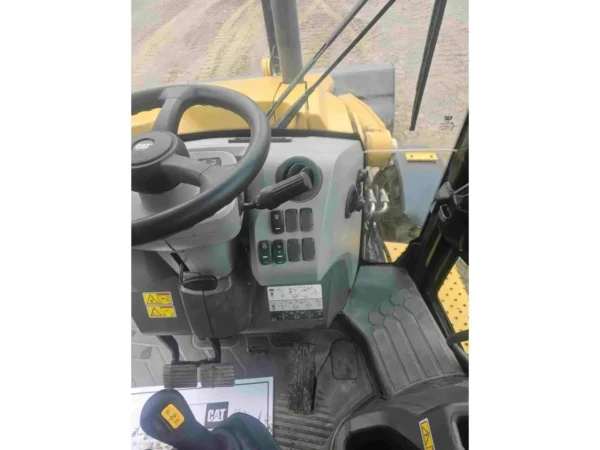 2021 Caterpillar 420 XE 4WD Loader Backhoe