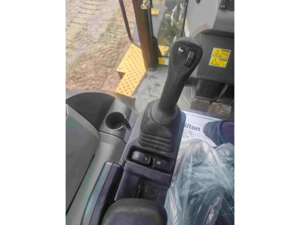 2021 Caterpillar 420 XE 4WD Loader Backhoe