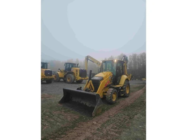 2021 Caterpillar 420 XE 4WD Loader Backhoe