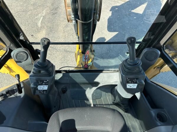 2021 Caterpillar 420ST HRC Backhoe Loader