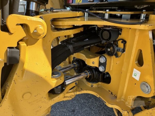 2021 Caterpillar 420ST HRC Backhoe Loader
