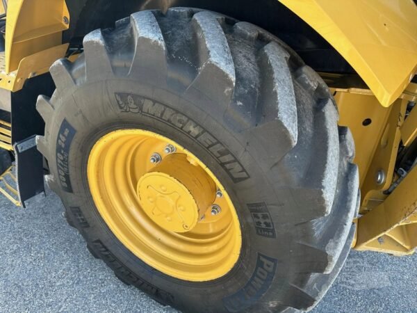 2021 Caterpillar 420ST HRC Backhoe Loader
