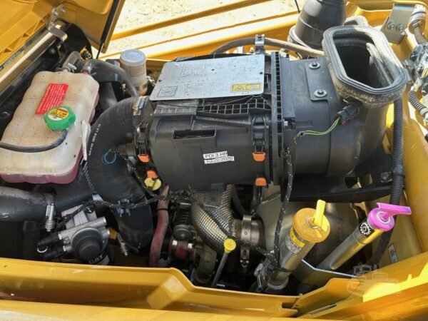 2021 Caterpillar 420ST HRC Backhoe Loader