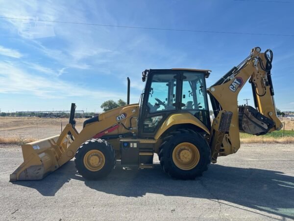 2021 Caterpillar 420ST HRC Backhoe Loader