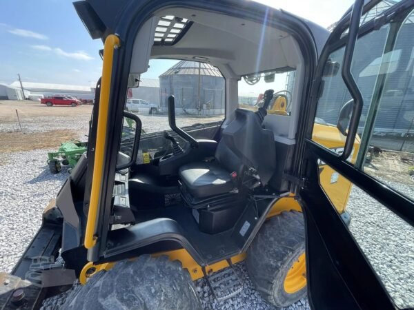 2021 JCB 3TS-8W Teleskid Skid Steer Loader