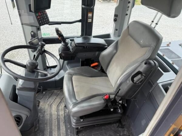 2021 John Deere 544 P-Tier Wheel Loader