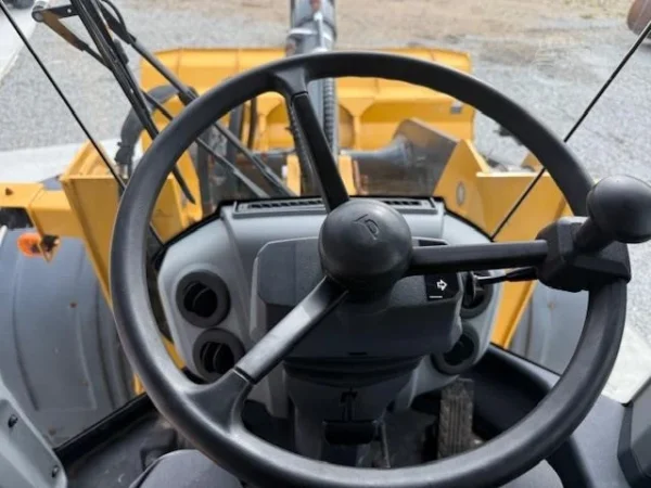 2021 John Deere 544 P-Tier Wheel Loader