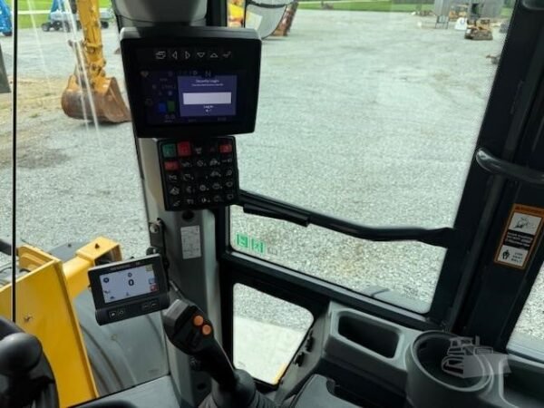 2021 John Deere 544 P-Tier Wheel Loader