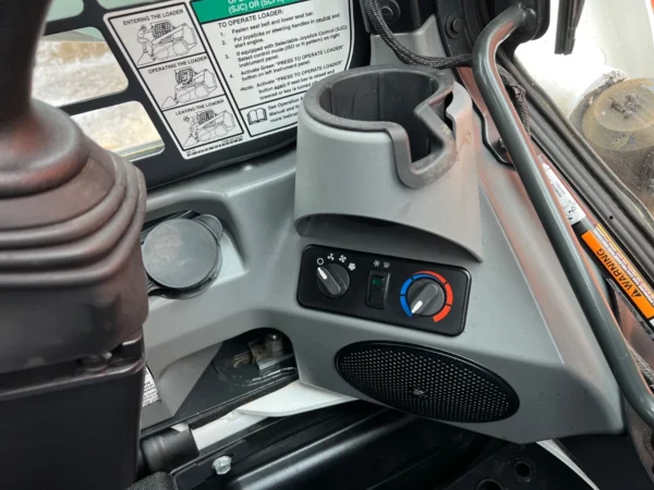 2022 Bobcat T740 Compact Track Loader