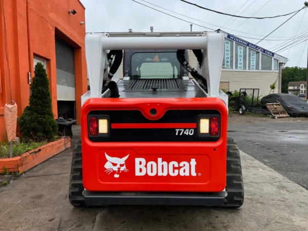 2022 Bobcat T740 Compact Track Loader
