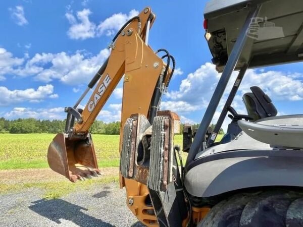 2022 CASE 580N EP Backhoe Loader